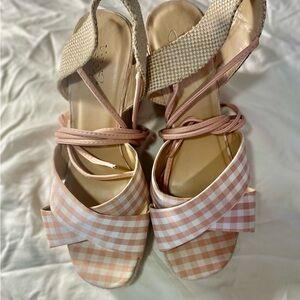Stylish Pink Checkered Women's Sandals